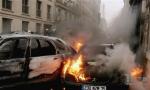 法国人的跨年夜：不法分子烧掉940辆汽车
