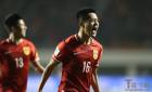 中国足球队出线了！ 国足2-0卡塔尔正式晋级12强