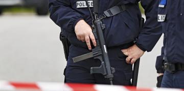法国警官夫妇遭自称效忠IS凶徒杀害震惊社会