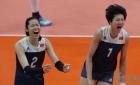 中国女排3比1力克荷兰 时隔12年重返奥运决赛(图)