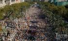 西班牙加泰罗尼亚逾80万人上街支持独立